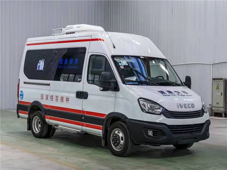 依维柯移动式疫苗接种车，可下乡镇