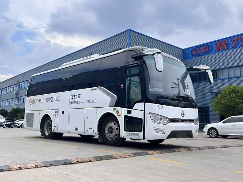 8.2米大巴体检车