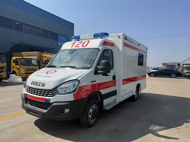 依维柯欧胜方舱CT救护车
