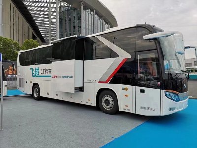 重汽汕德卡移动CT体检车