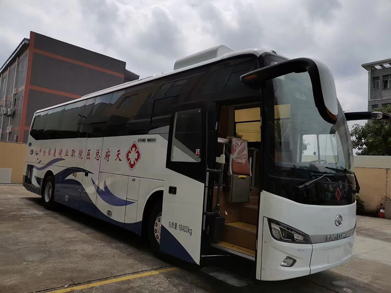 重汽汕德卡移动CT体检车