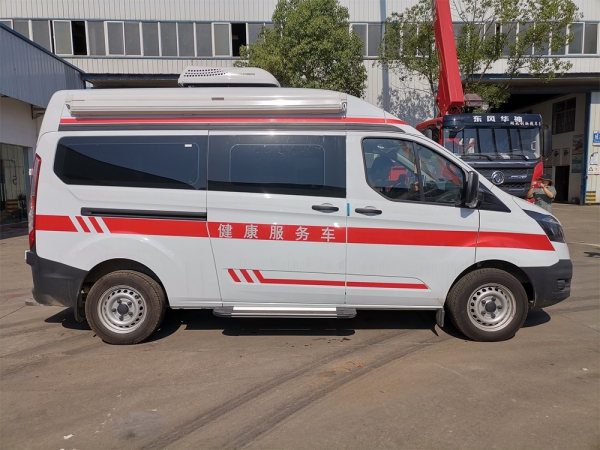 福特V362流动健康服务巡诊车
