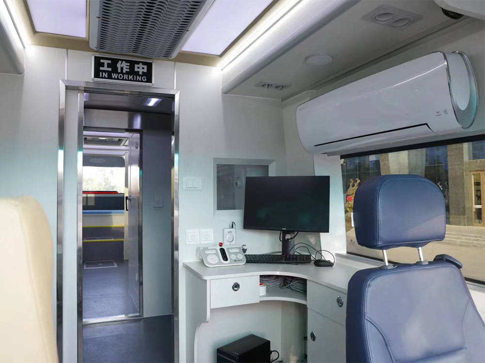 9米DR体检车